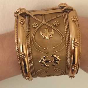 Gold colored bangle